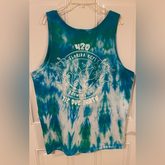 Cute tie dye tank top from Islamorada. Large - Picture 3 of 10